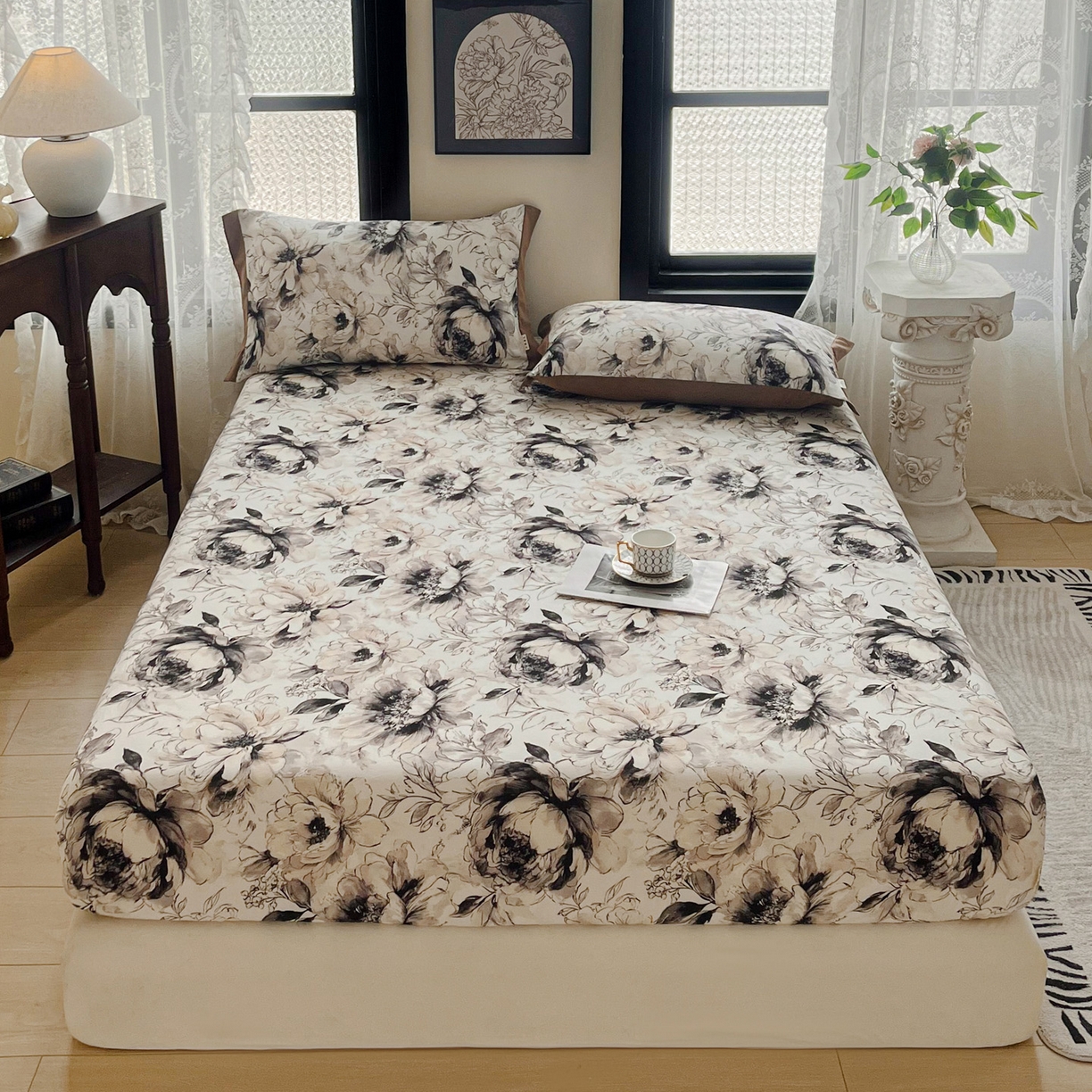 91家纺网 家纺一手货源 找家纺 慕梵家居2025新款100%全棉磨毛包边款床笠 暮秋鎏金