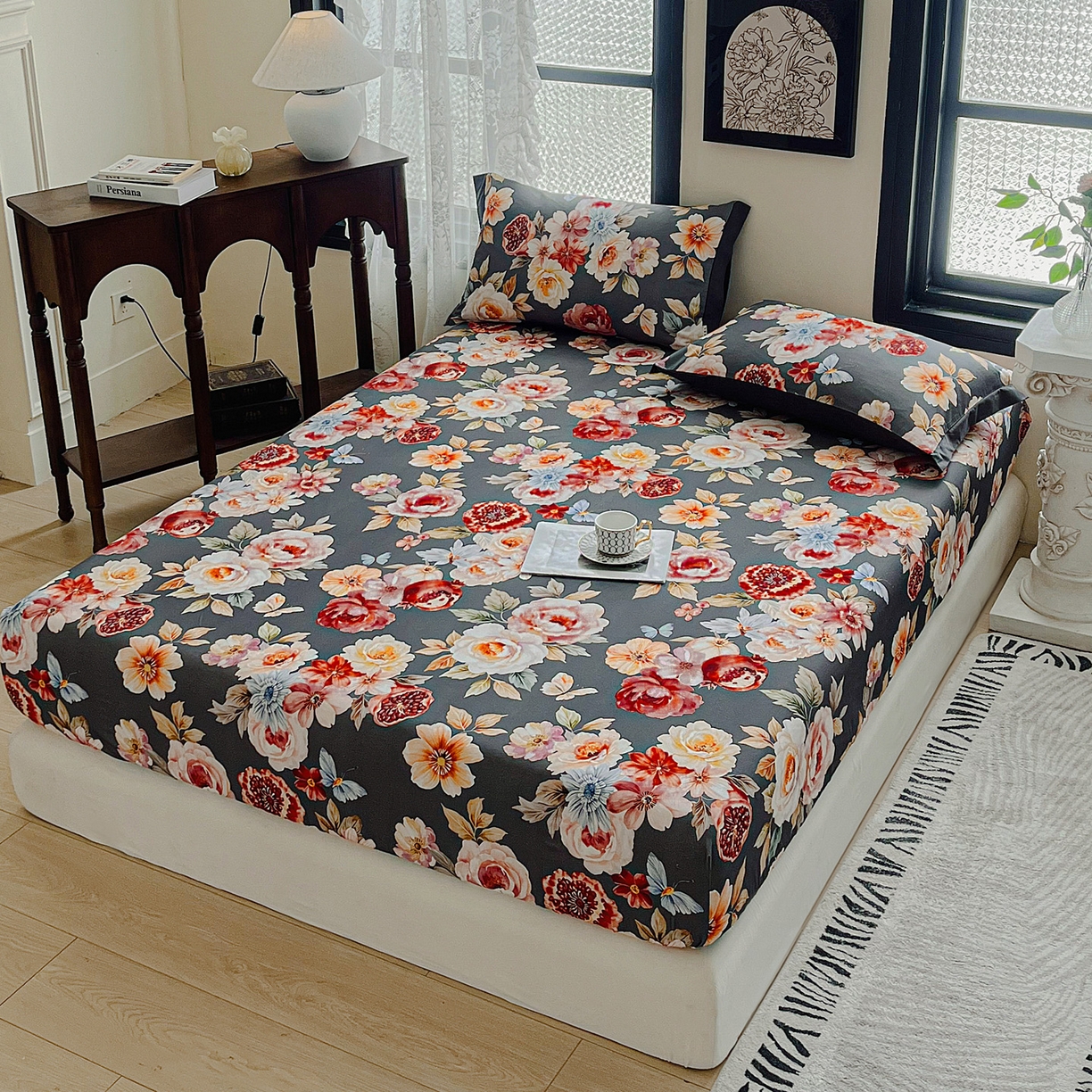 91家纺网 家纺一手货源 找家纺 慕梵家居2025新款100%全棉磨毛包边款床笠 石榴花灰