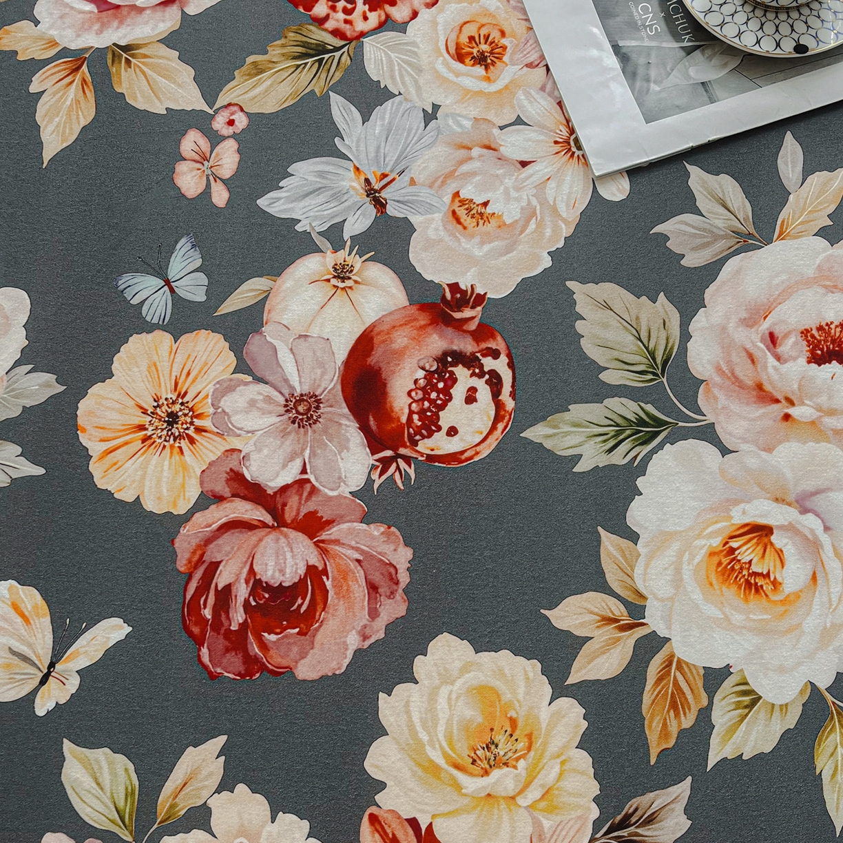 91家纺网 家纺一手货源 找家纺 慕梵家居2025新款100%全棉磨毛包边款床笠 石榴花灰