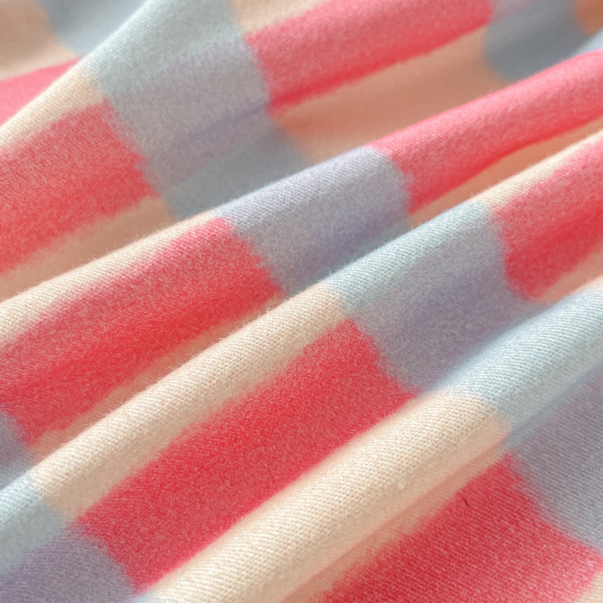 91家纺网 家纺一手货源 找家纺 慕梵家居2025新款100%全棉磨毛单床笠 糖果粉