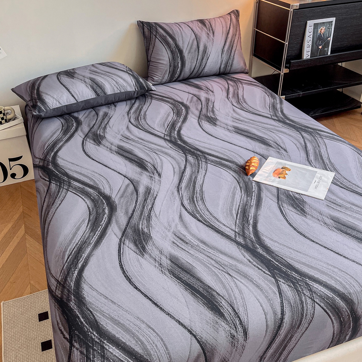 91家纺网 家纺一手货源 找家纺 慕梵家居2025新款100%全棉磨毛单床笠 几何灰