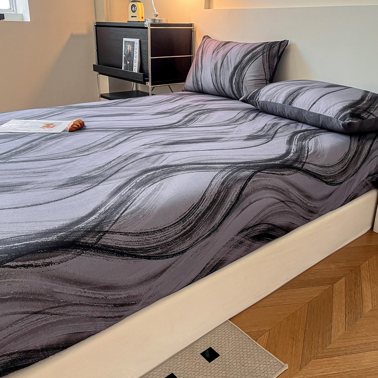 91家纺网 家纺一手货源 找家纺 慕梵家居2025新款100%全棉磨毛单床笠 几何灰