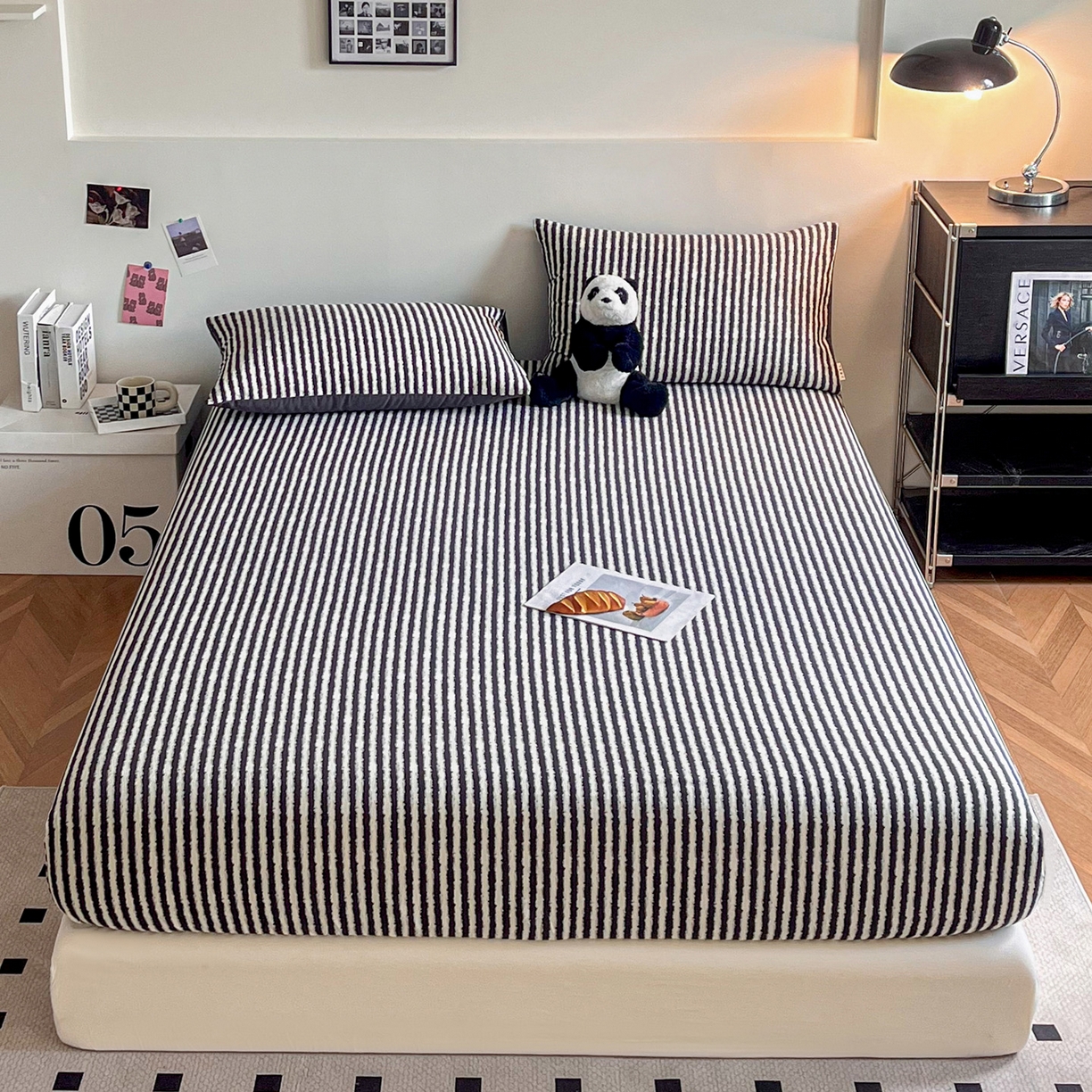 91家纺网 家纺一手货源 找家纺 慕梵家居2025新款100%全棉磨毛单床笠 墨白