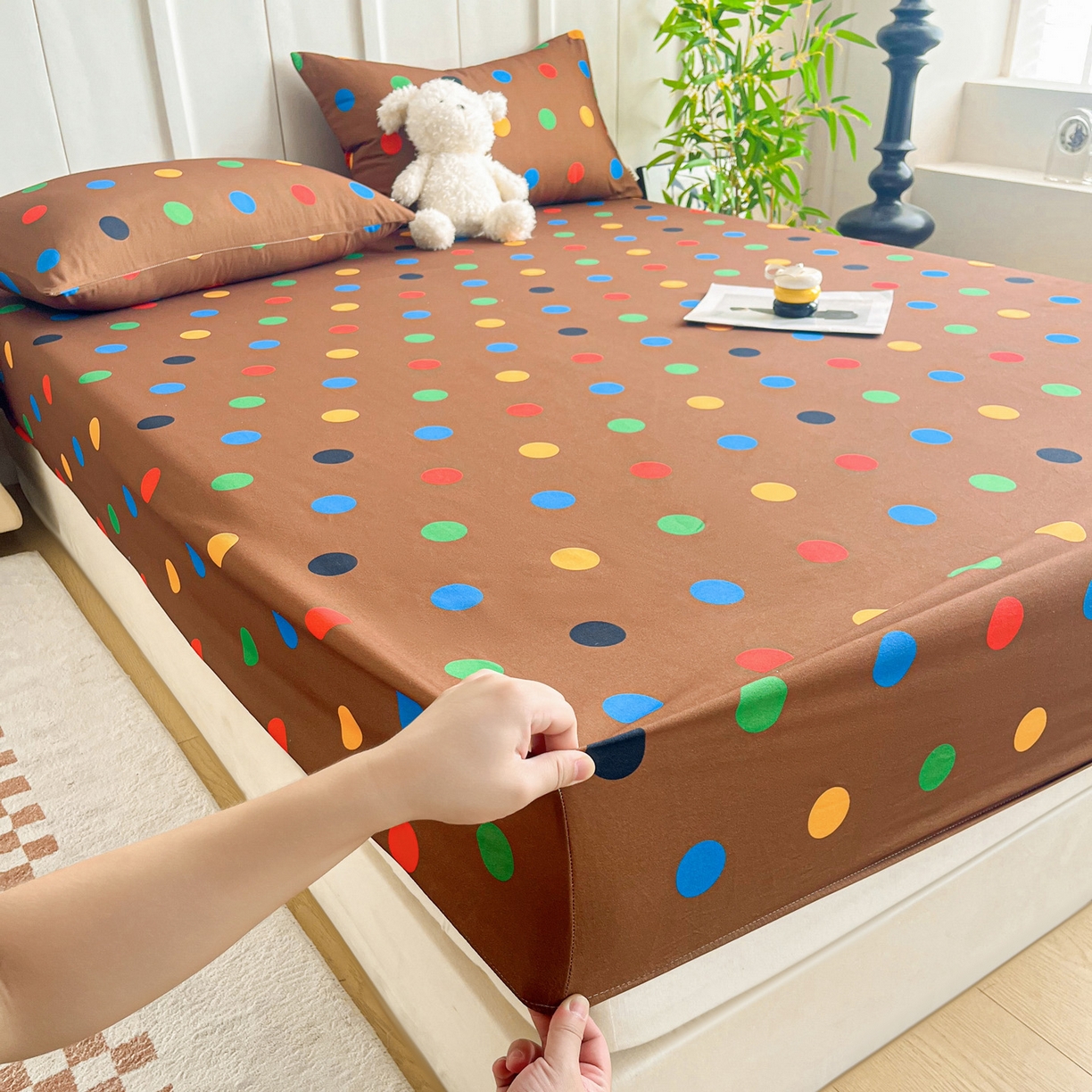 91家纺网 家纺一手货源 找家纺 慕梵家居2025新款100%全棉磨毛单床笠 七彩波点