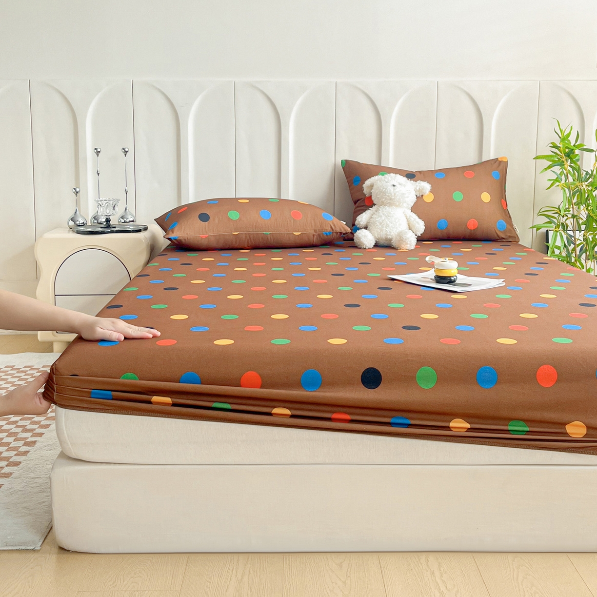 91家纺网 家纺一手货源 找家纺 慕梵家居2025新款100%全棉磨毛单床笠 七彩波点