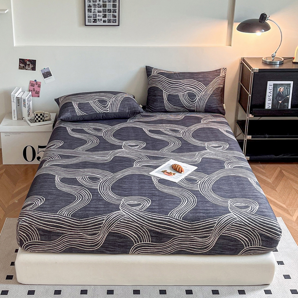 91家纺网 家纺一手货源 找家纺 慕梵家居2025新款100%全棉磨毛单床笠 星轨