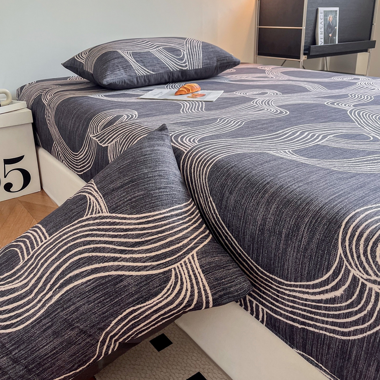 91家纺网 家纺一手货源 找家纺 慕梵家居2025新款100%全棉磨毛单床笠 星轨