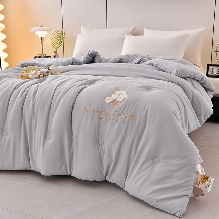 91家纺网 家纺一手货源 找家纺 小牛席业 2025新款棉花朵朵-新疆棉花被系列 棉花朵朵-新疆棉花被（灰色）