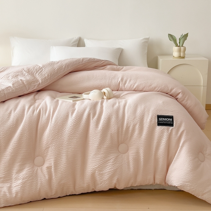 91家纺网 家纺一手货源 找家纺 宝士康家纺 2025新款10A抗菌泡泡棉大豆冬被卡其