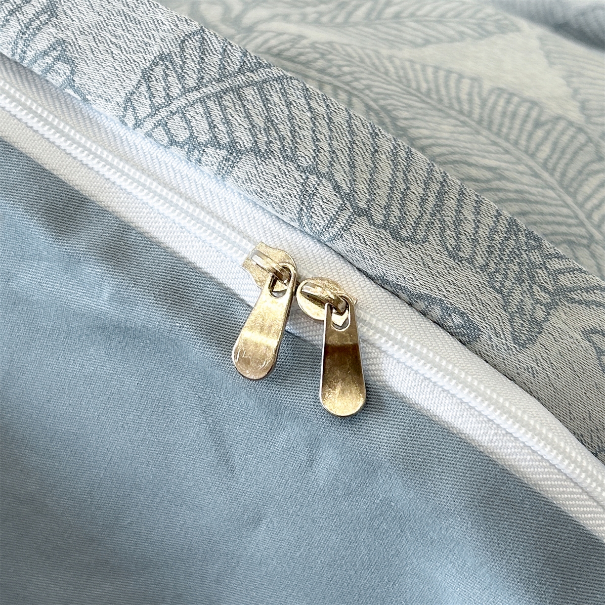 91家纺网 家纺一手货源 找家纺 锦彩家居 2025新款A类60支全棉色织提花四件套 琼枝玉叶-雅兰