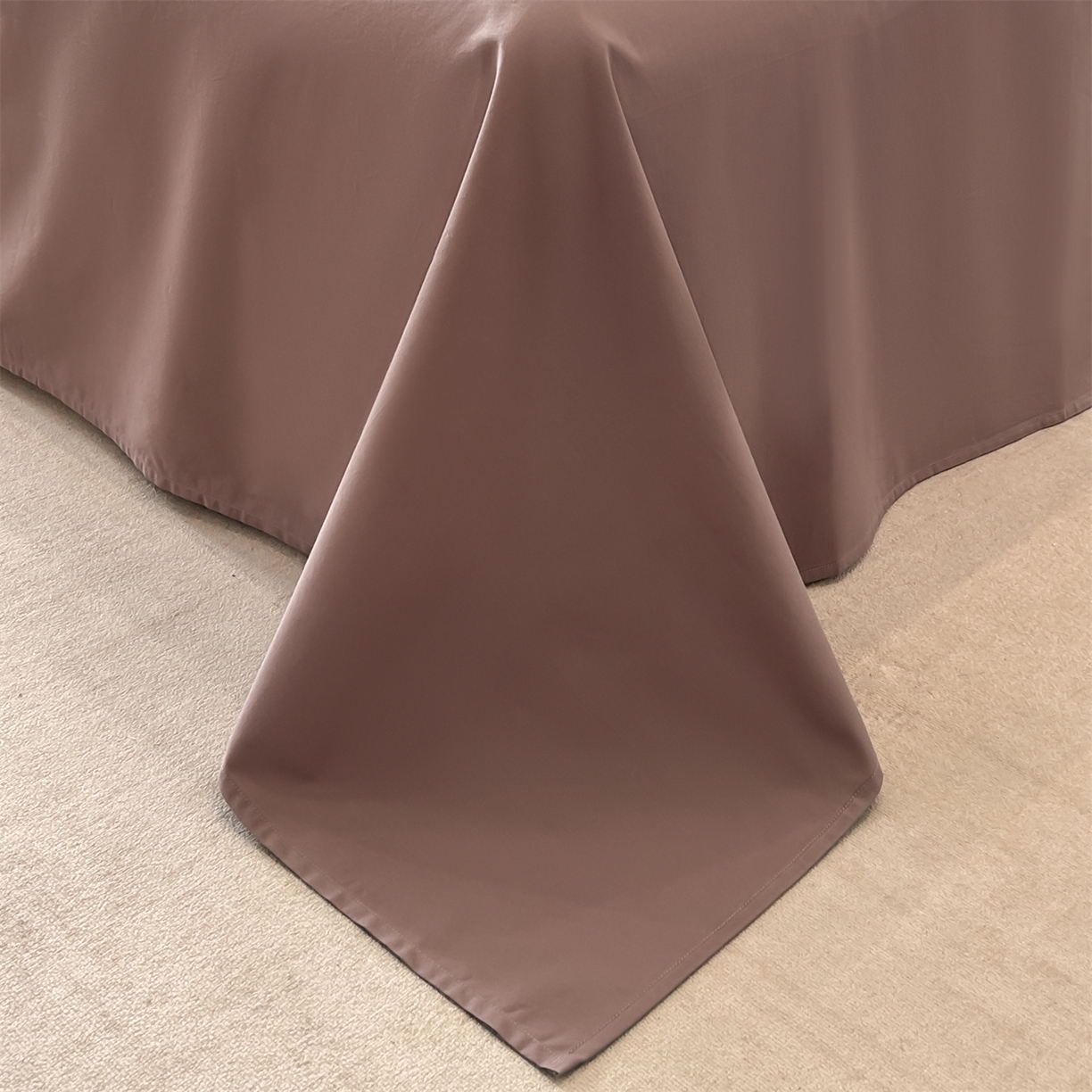 91家纺网 家纺一手货源 找家纺 锦彩家居 2025新款A类60支全棉色织提花四件套 银杏叶-豆沙