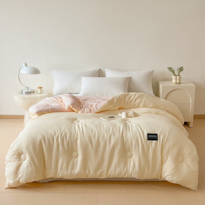 91家纺网 家纺一手货源 找家纺 宝士康家纺 2025新款10A抗菌泡泡棉大豆冬被米黄+卡其