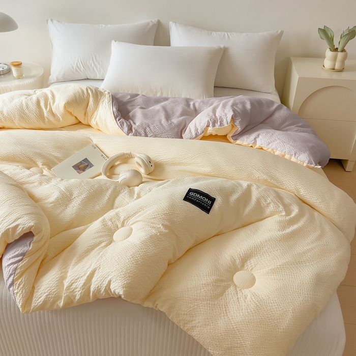 91家纺网 家纺一手货源 找家纺 宝士康家纺 2025新款10A抗菌泡泡棉大豆冬被米黄+浅灰