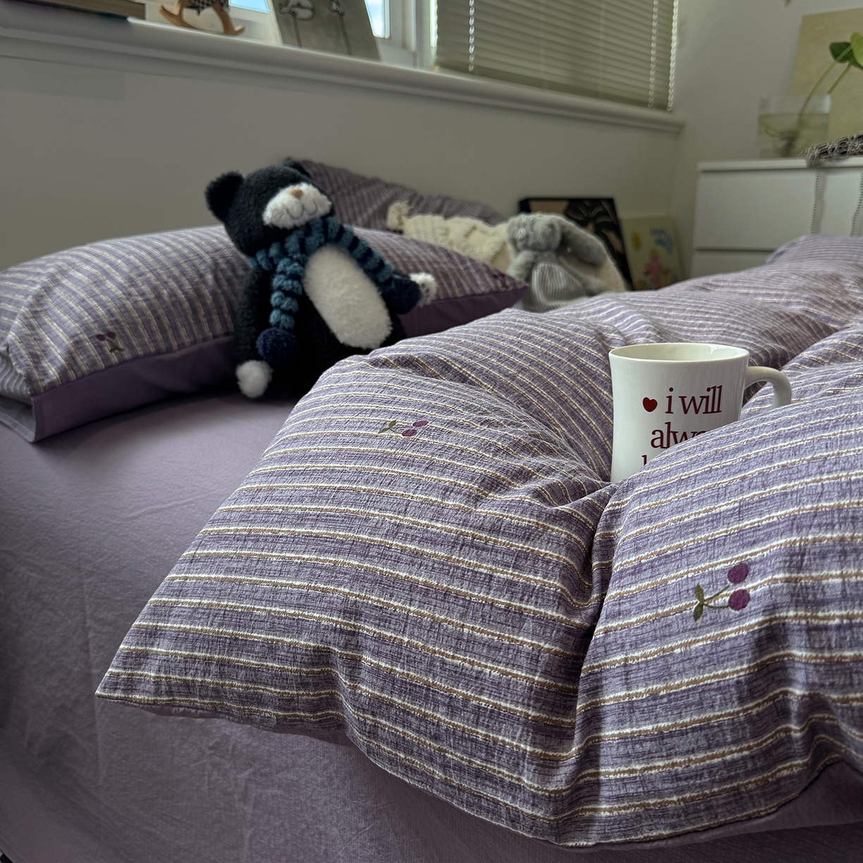 91家纺网 家纺一手货源 找家纺 （总）水墨江南 2025新款高克重云感双层纱印花四件套-场景二