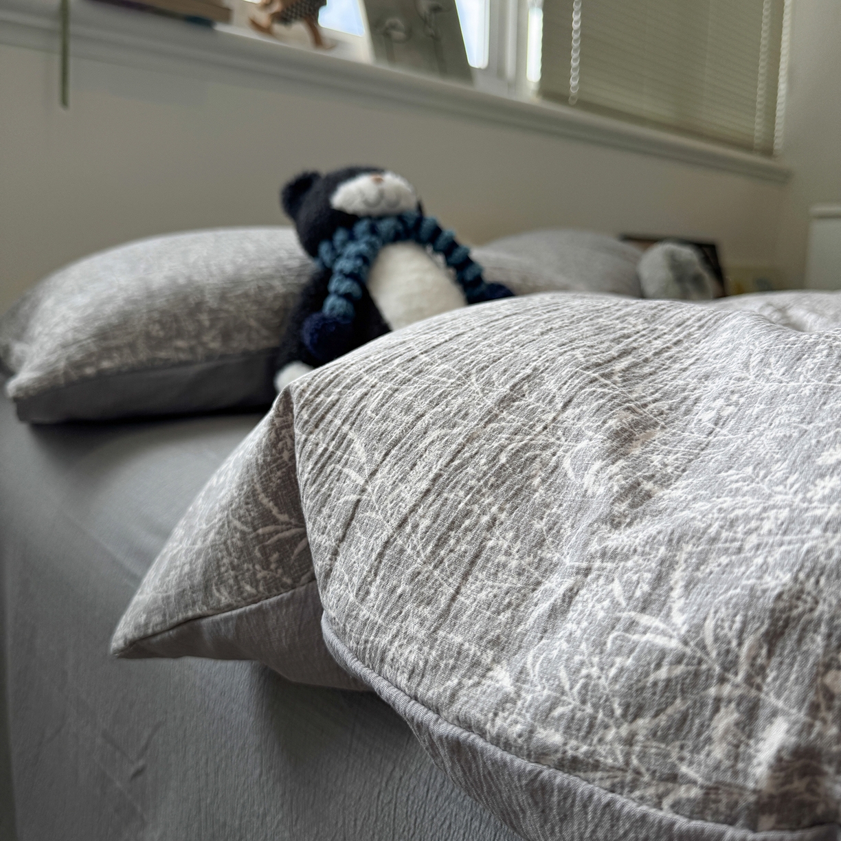 91家纺网 家纺一手货源 找家纺 （总）水墨江南 2025新款高克重云感双层纱印花四件套-场景二