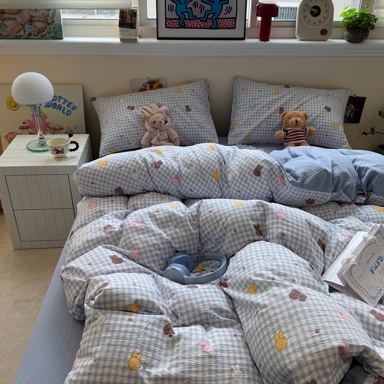 91家纺网 家纺一手货源 找家纺 水墨江南 2025新款高克重云感双层纱印花四件套-场景二 萌萌兔