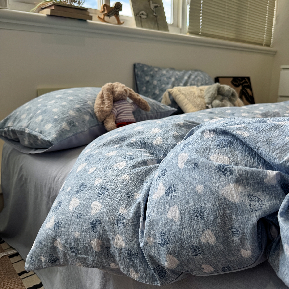 水墨江南 2025新款高克重云感双层纱印花四件套-场景二 小确幸