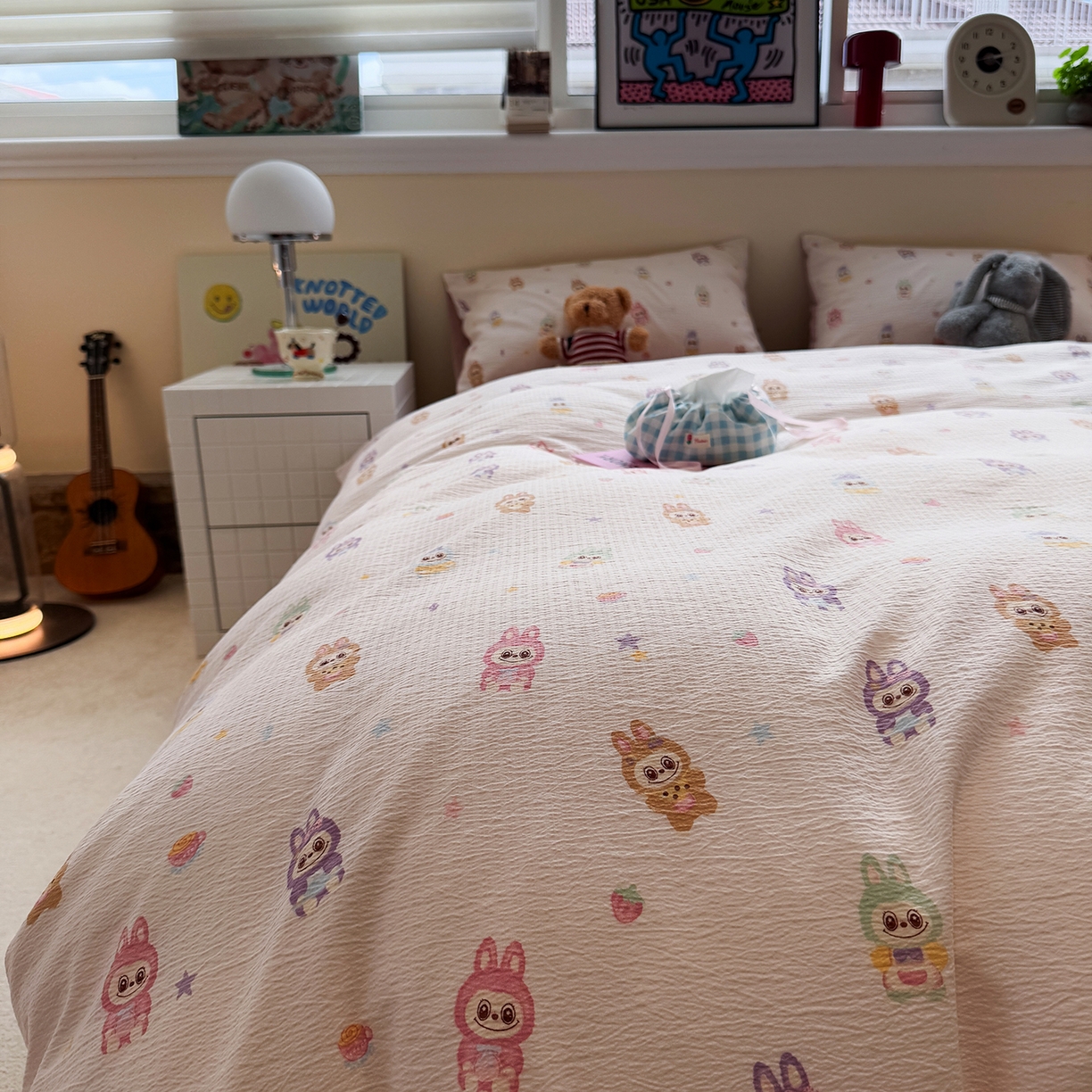 91家纺网 家纺一手货源 找家纺 水墨江南 2025新款高克重云感双层纱印花四件套-场景二 快乐布布