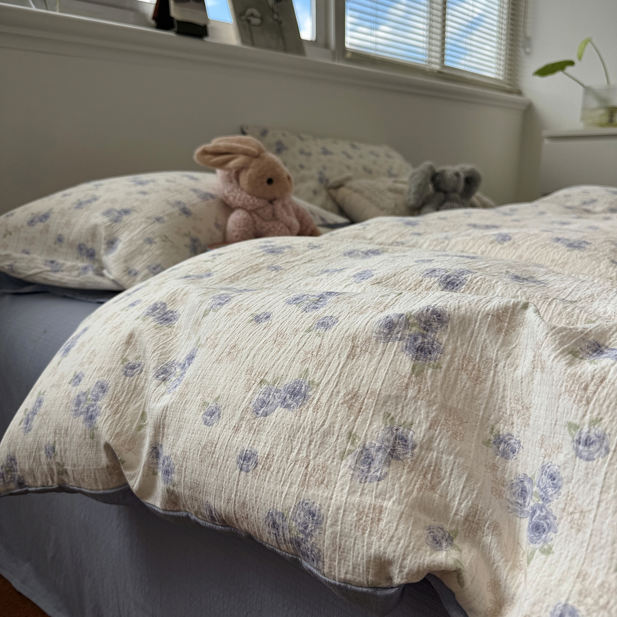 水墨江南 2025新款高克重云感双层纱印花四件套-场景二 幽香