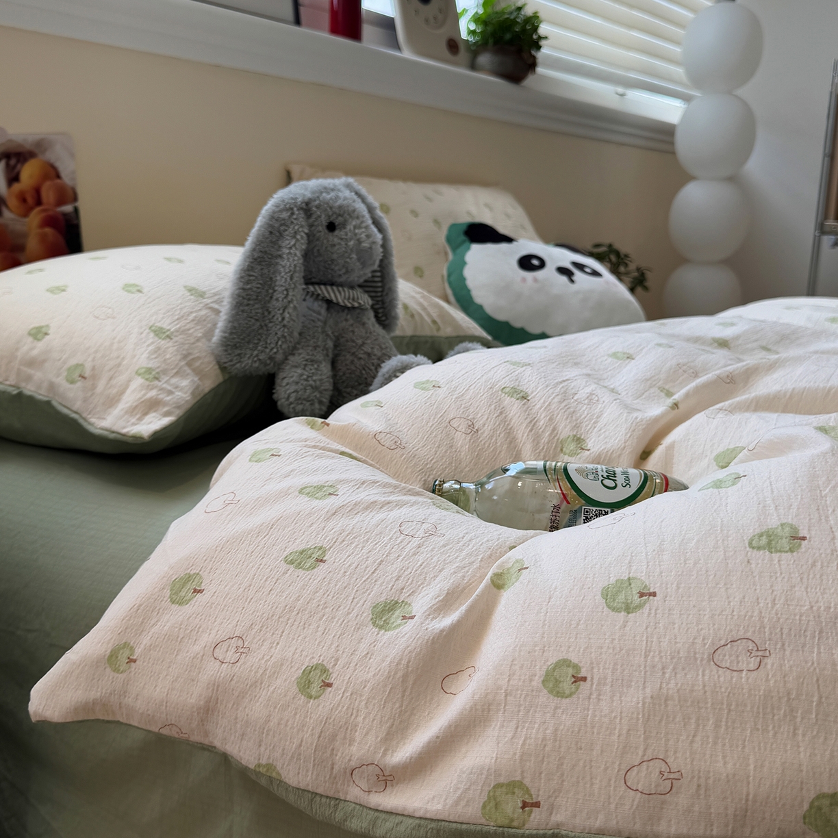 91家纺网 家纺一手货源 找家纺 水墨江南 2025新款高克重云感双层纱印花四件套-场景二 绿意