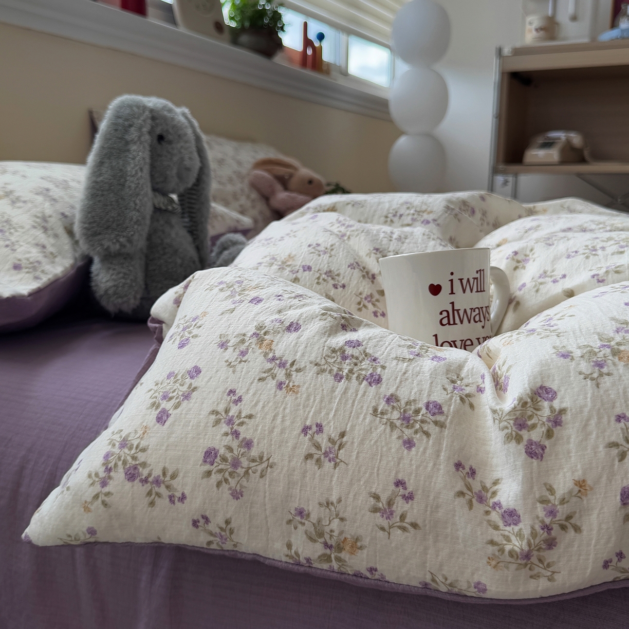 91家纺网 家纺一手货源 找家纺 水墨江南 2025新款高克重云感双层纱印花四件套-场景二 浪漫花枝