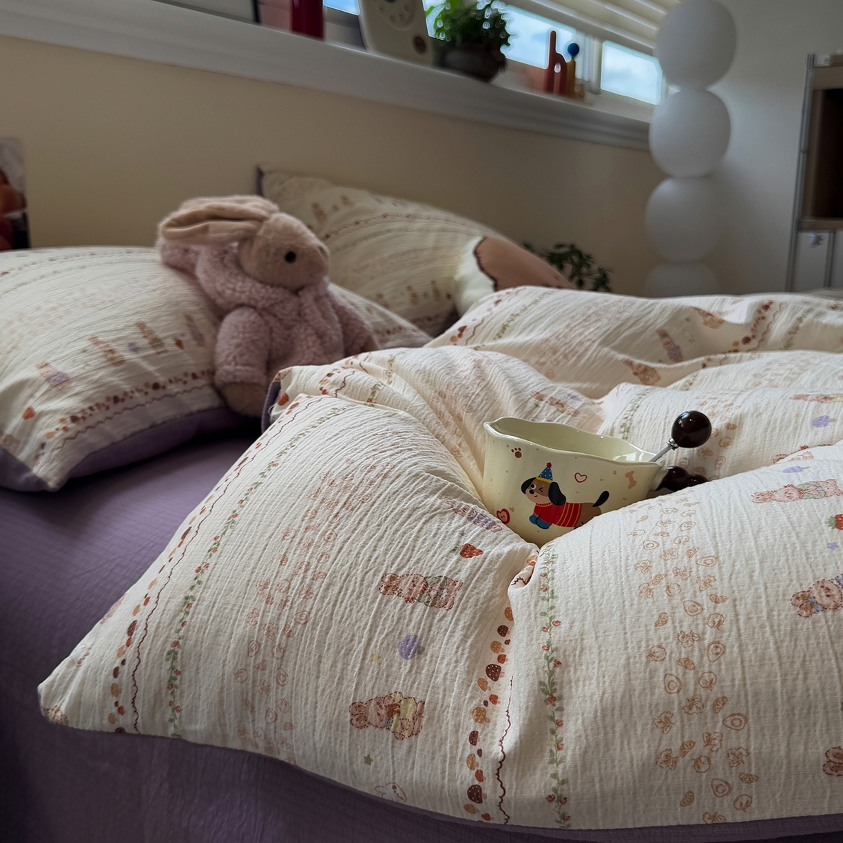 91家纺网 家纺一手货源 找家纺 水墨江南 2025新款高克重云感双层纱印花四件套-场景二 快乐小兔