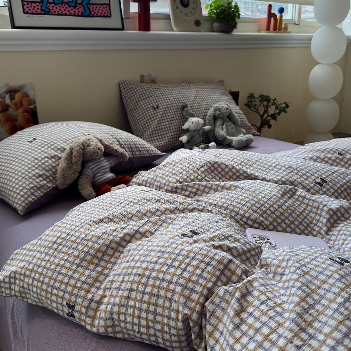 91家纺网 家纺一手货源 找家纺 水墨江南 2025新款高克重云感双层纱印花四件套-场景二 可爱蝴蝶结