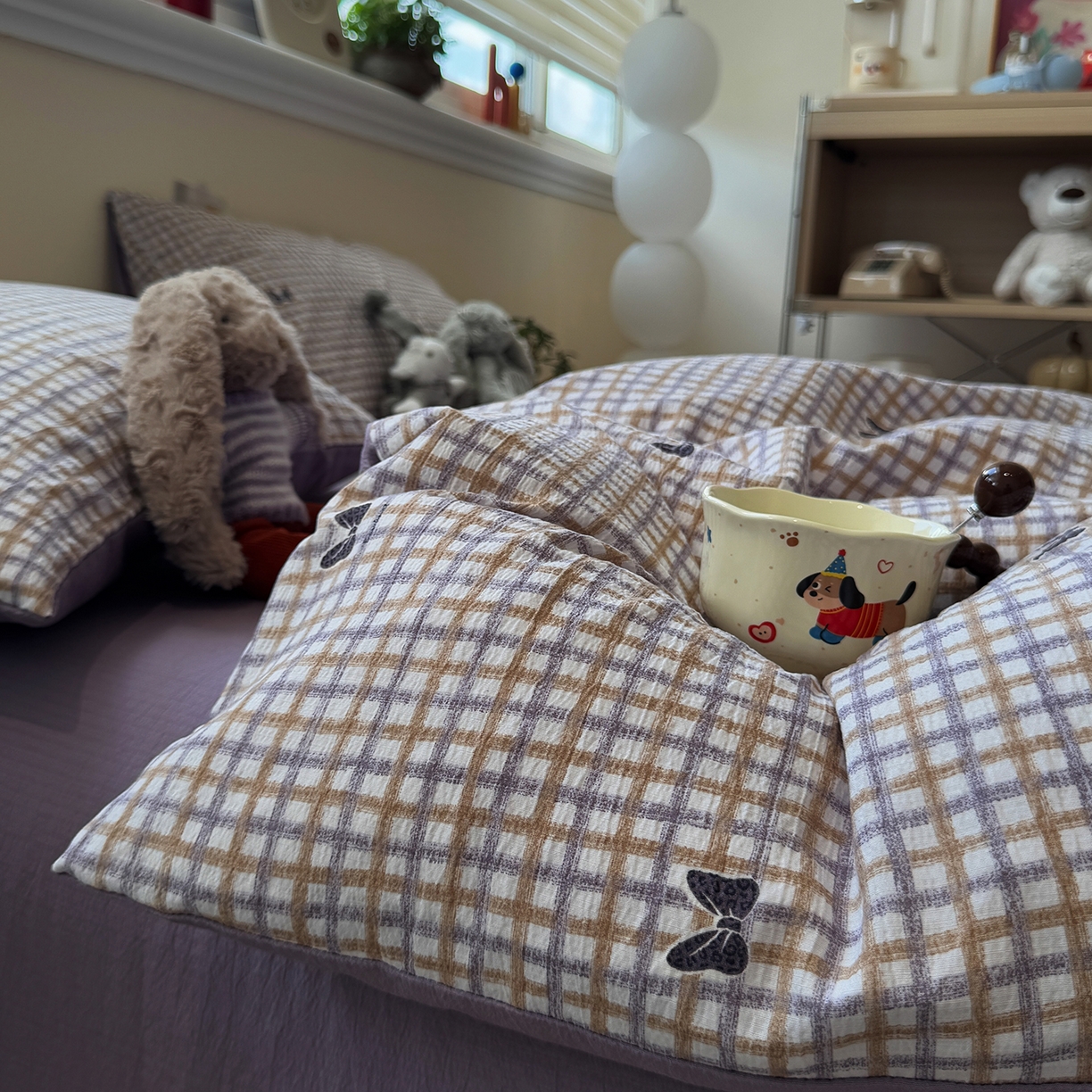 91家纺网 家纺一手货源 找家纺 水墨江南 2025新款高克重云感双层纱印花四件套-场景二 可爱蝴蝶结