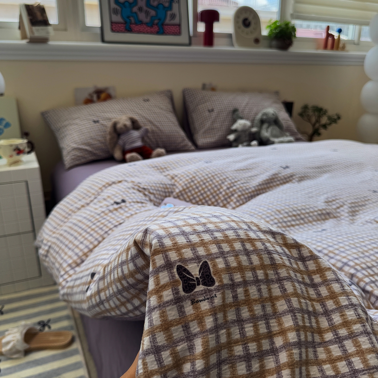 91家纺网 家纺一手货源 找家纺 水墨江南 2025新款高克重云感双层纱印花四件套-场景二 可爱蝴蝶结