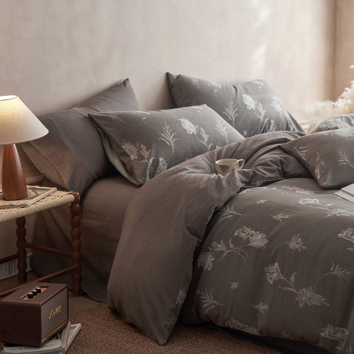 91家纺网 家纺一手货源 找家纺 清雅福 2025新款A类全棉水洗色织大提花四件套 薄雾玫瑰-灰咖