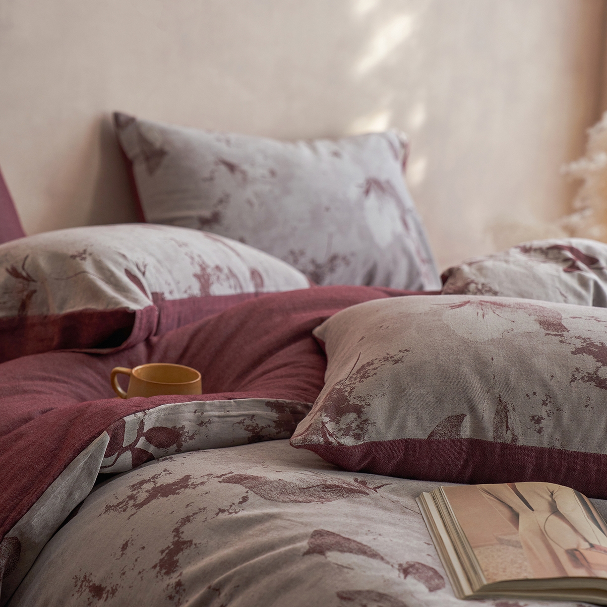 91家纺网 家纺一手货源 找家纺 清雅福 2025新款A类全棉水洗色织大提花四件套 青棠-红棕