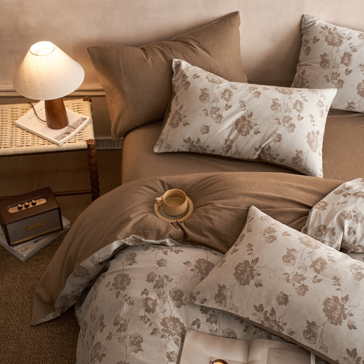 91家纺网 家纺一手货源 找家纺 清雅福 2025新款A类全棉水洗色织大提花四件套 花意间-茶咖