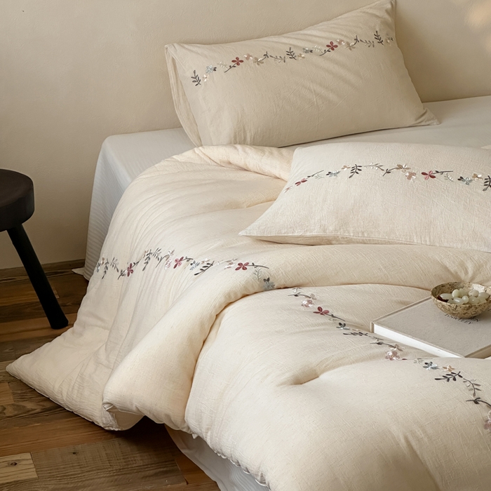 91家纺网 家纺一手货源 找家纺 （总）一加一 2025新款棉麻刺绣抗菌被子被芯冬被-竺羽叠香