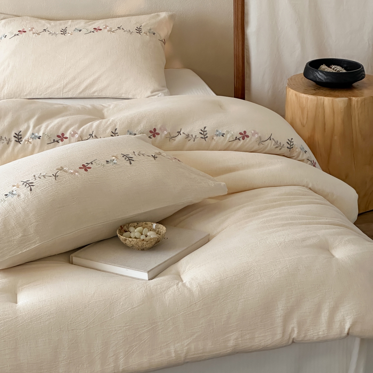 91家纺网 家纺一手货源 找家纺 （总）一加一 2025新款棉麻刺绣抗菌被子被芯冬被-竺羽叠香