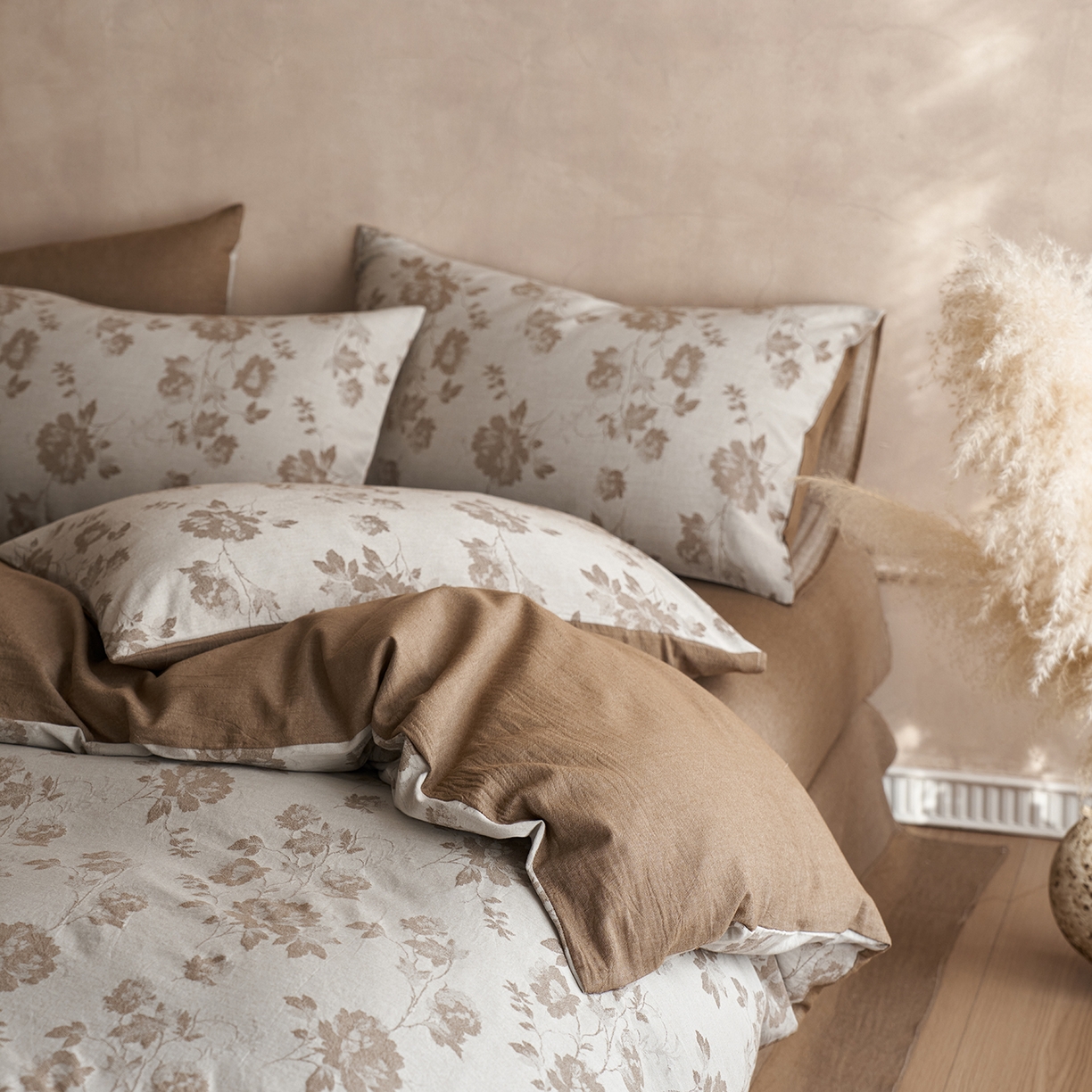 91家纺网 家纺一手货源 找家纺 清雅福 2025新款A类全棉水洗色织大提花四件套 花意间-茶咖