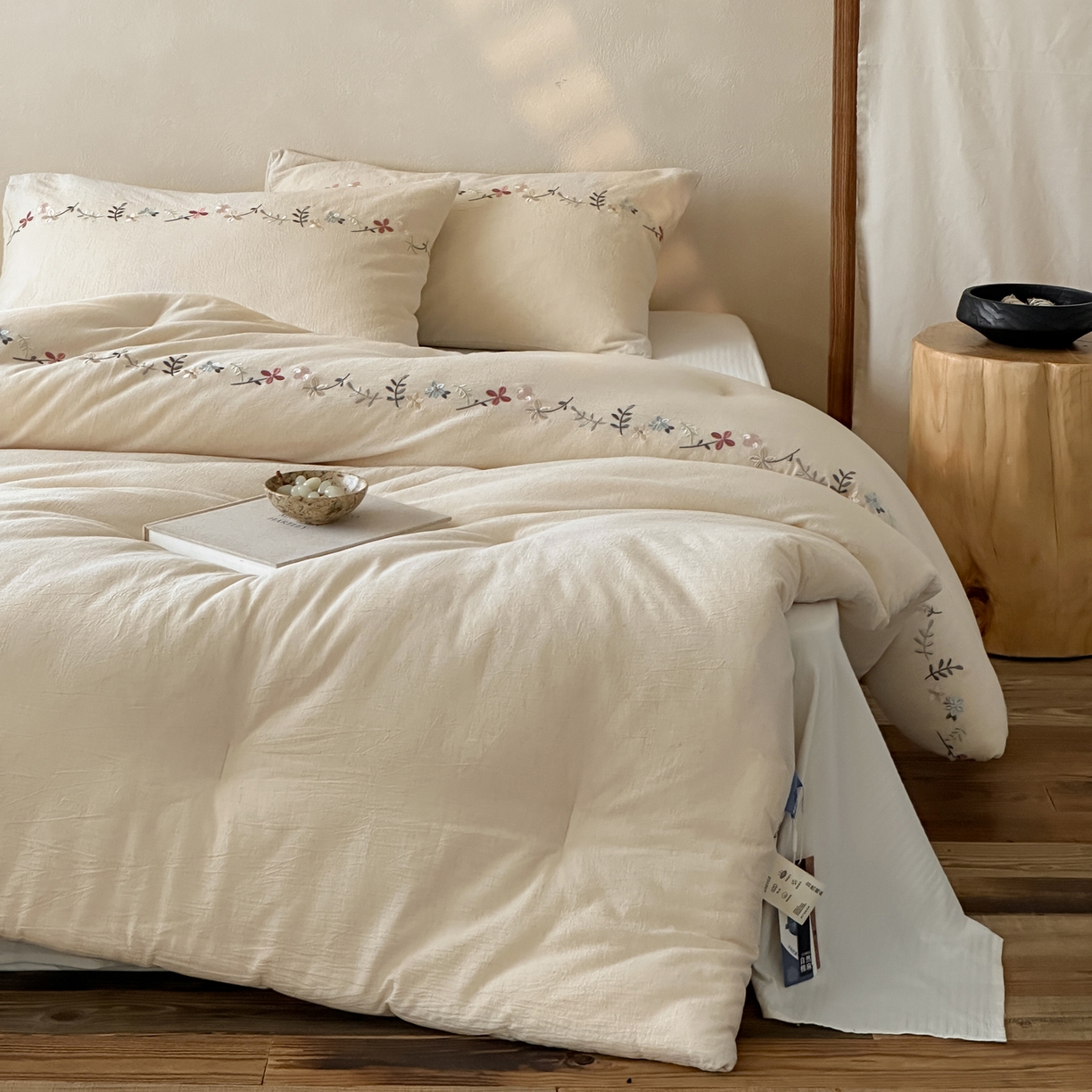 91家纺网 家纺一手货源 找家纺 （总）一加一 2025新款棉麻刺绣抗菌被子被芯冬被-竺羽叠香