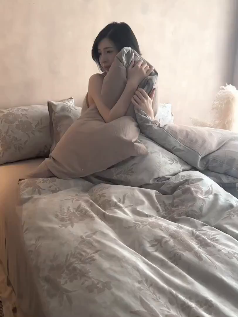 91家纺网 家纺一手货源 找家纺 清雅福 2025新款A类全棉水洗色织大提花四件套 日照繁花-桂圆