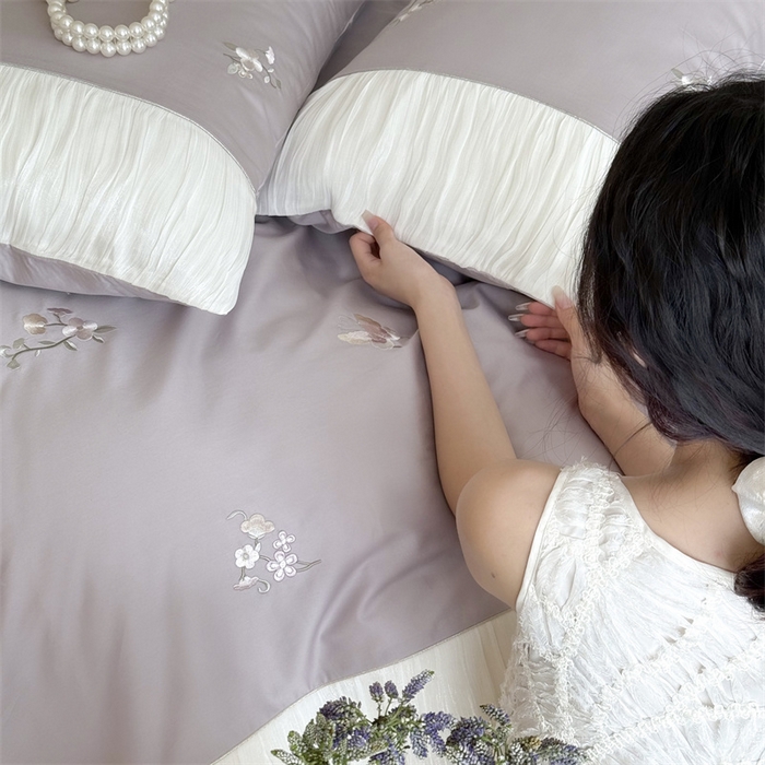 91家纺网 家纺一手货源 找家纺 鹿班家居 2025年秋冬款100S长绒棉精密刺绣系列—弥花集（标准会员-20元） 紫色