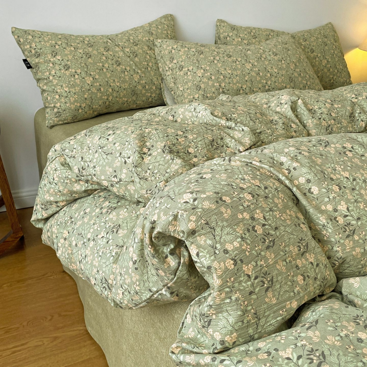 91家纺网 家纺一手货源 找家纺 典曼家纺 2025秋冬新款A类高克重亚麻复古诧季风原麻系列四件套 绿意