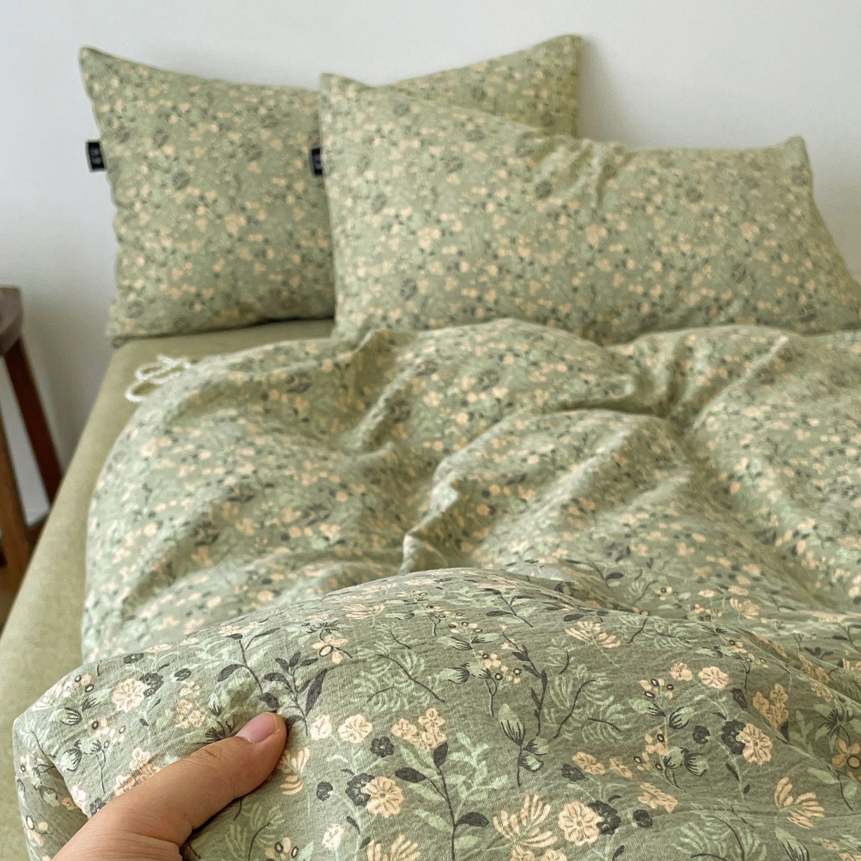 91家纺网 家纺一手货源 找家纺 典曼家纺 2025秋冬新款A类高克重亚麻复古诧季风原麻系列四件套 绿意