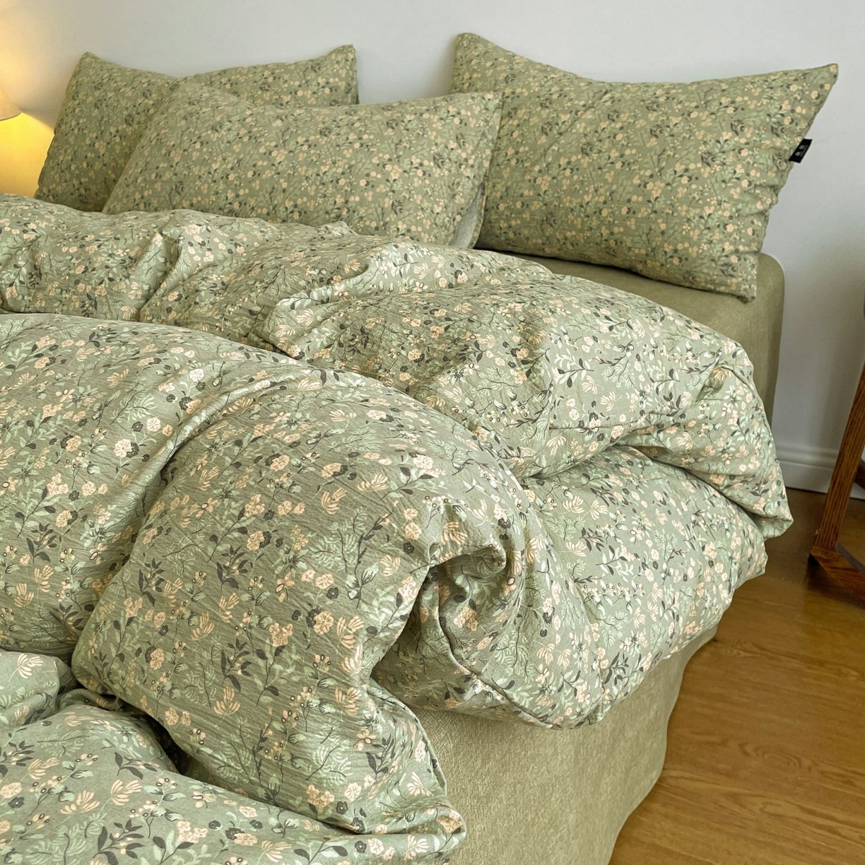 91家纺网 家纺一手货源 找家纺 典曼家纺 2025秋冬新款A类高克重亚麻复古诧季风原麻系列四件套 绿意