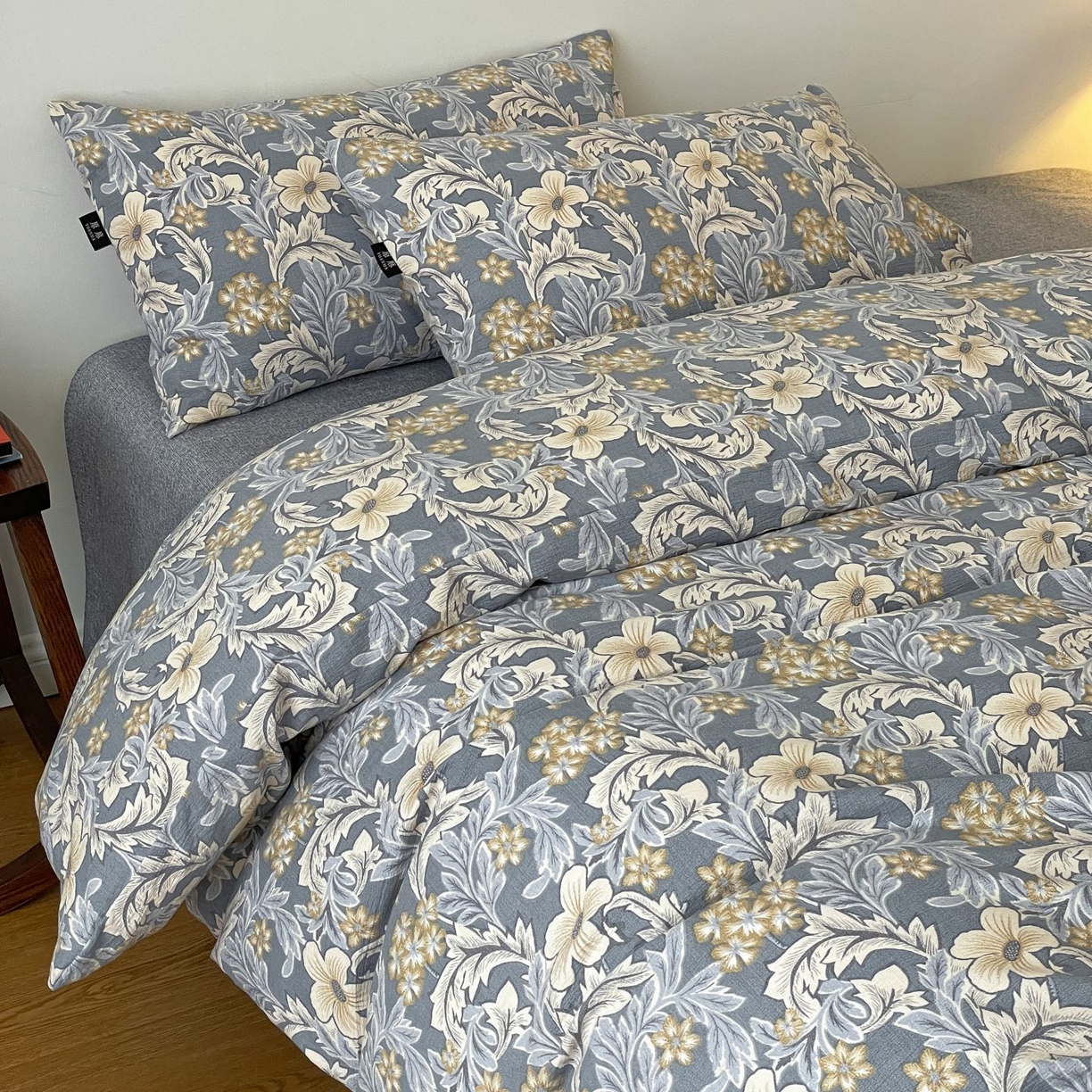 91家纺网 家纺一手货源 找家纺 典曼家纺 2025秋冬新款A类高克重亚麻复古诧季风原麻系列四件套 兰兮