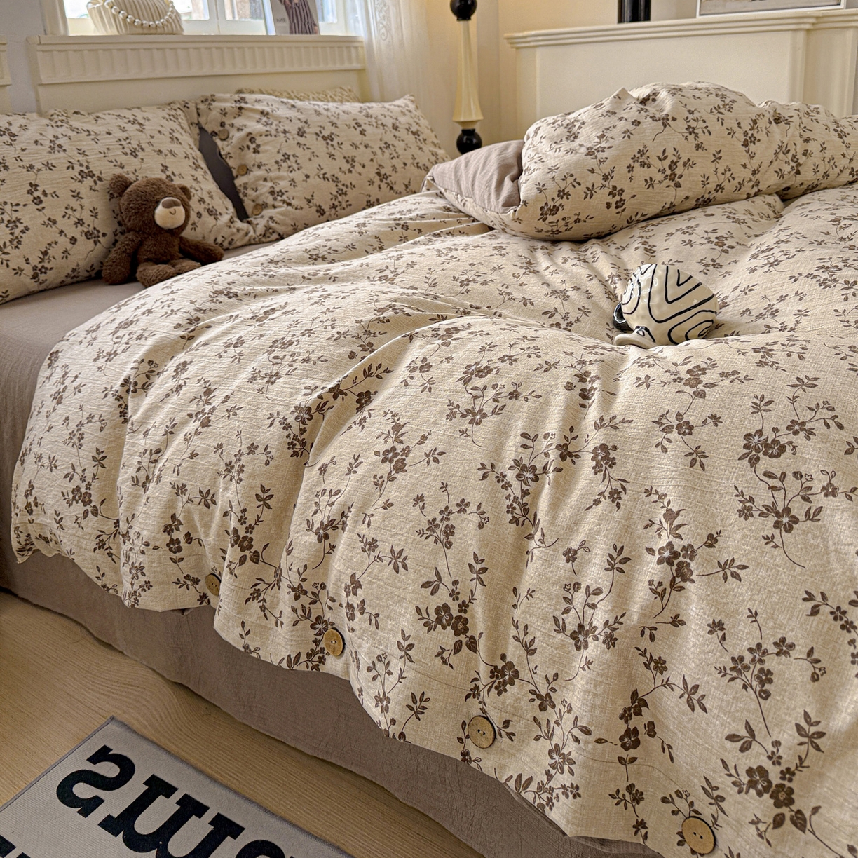 91家纺网 家纺一手货源 找家纺 水墨江南 2025新款原麻复古印花纽扣款四件套 暗香