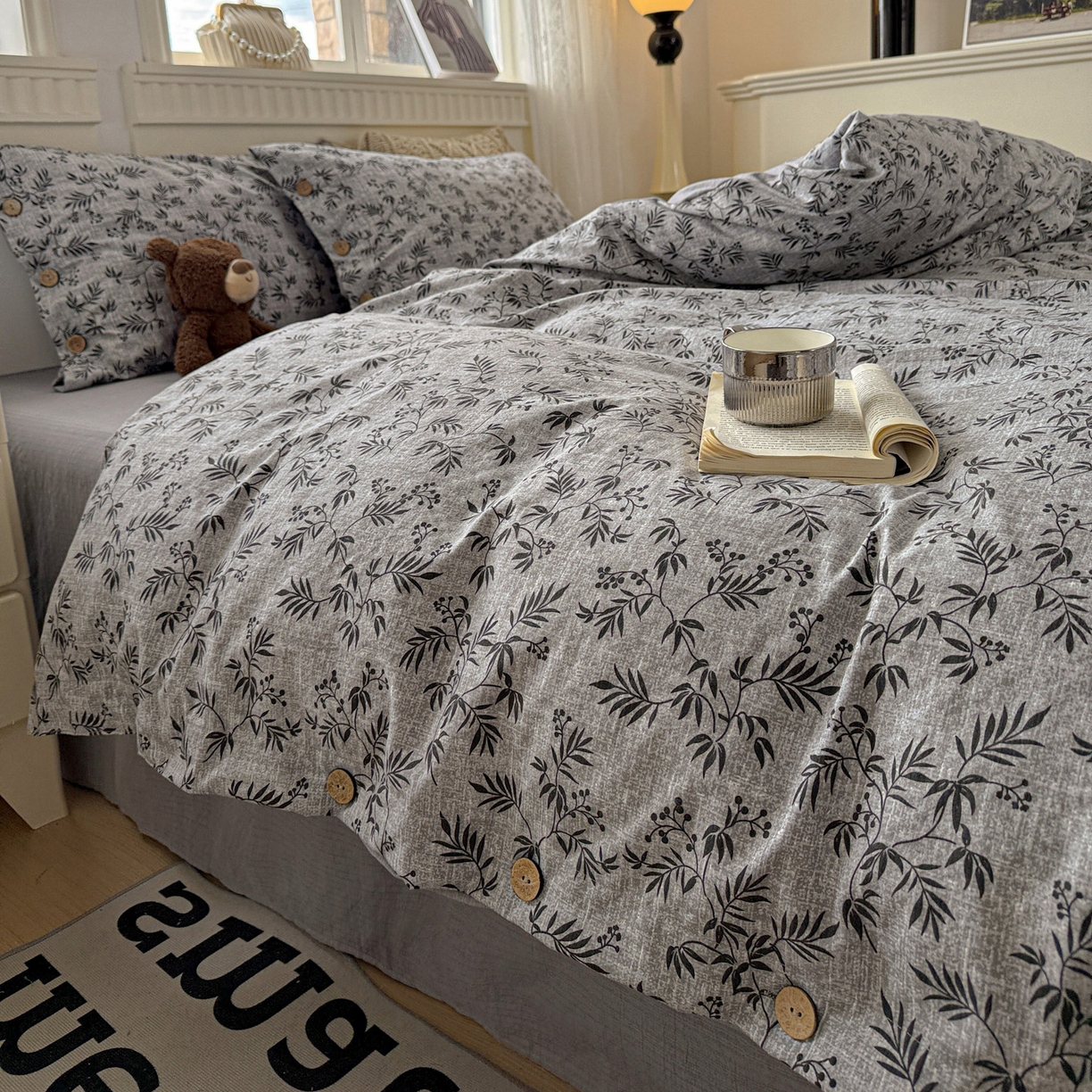 91家纺网 家纺一手货源 找家纺 水墨江南 2025新款原麻复古印花纽扣款四件套 竹韵