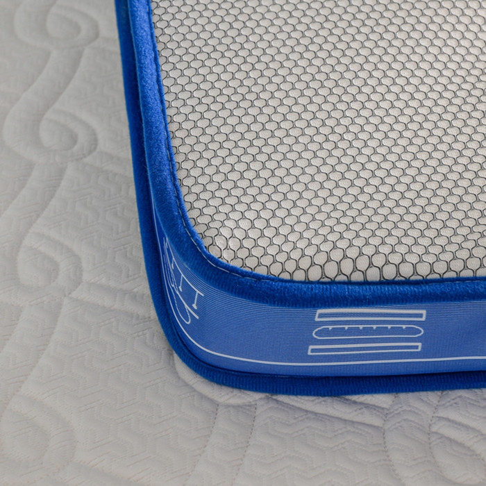 91家纺网 家纺一手货源 找家纺 赫本家纺 2025新款空气层抗压纤维棉立体床垫学生床垫 如意格蓝