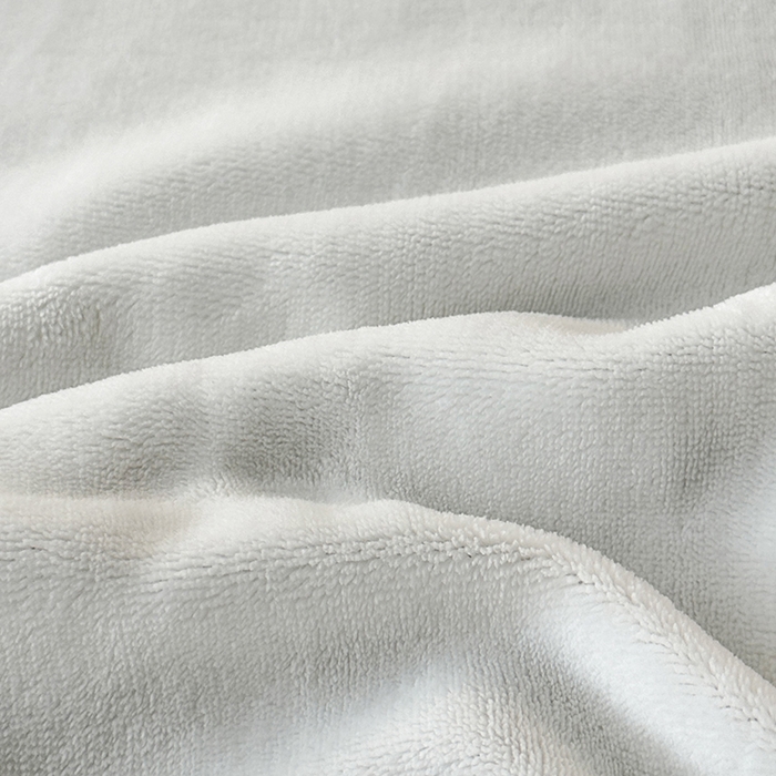 91家纺网 家纺一手货源 找家纺 莱凯家纺 2025新款牛奶绒双拼绣花四件套-山茶 山茶（白+绿）