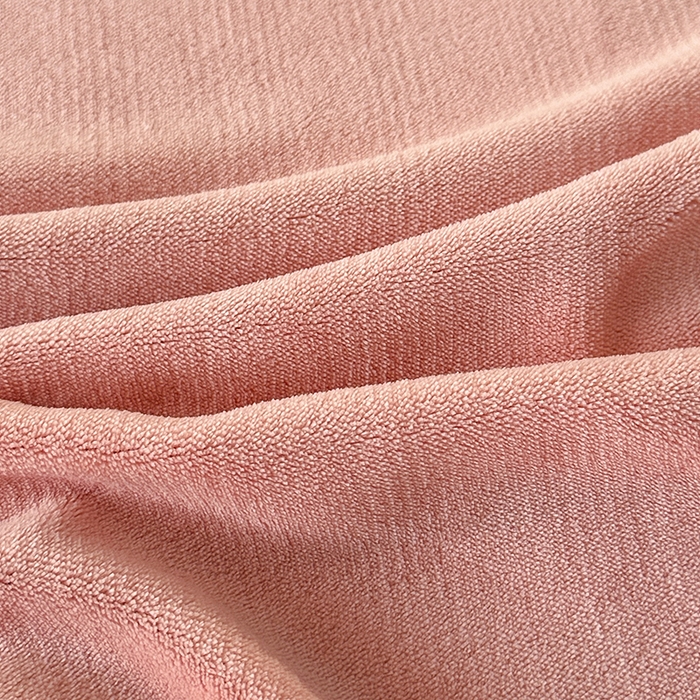 91家纺网 家纺一手货源 找家纺 莱凯家纺 2025新款牛奶绒双拼绣花四件套-山茶 山茶（粉+灰）