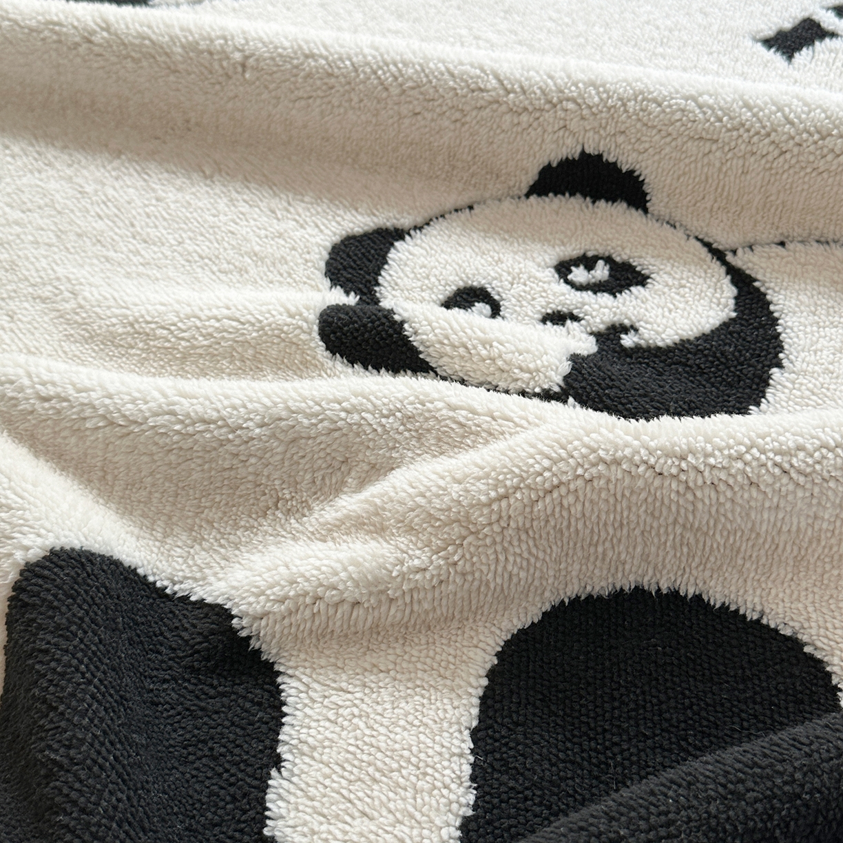 91家纺网 家纺一手货源 找家纺 （总）肖恩毯业 2025新款黑白阳离子云锦绒复合多功能毛毯休闲盖毯绒毯毯子跨境专供