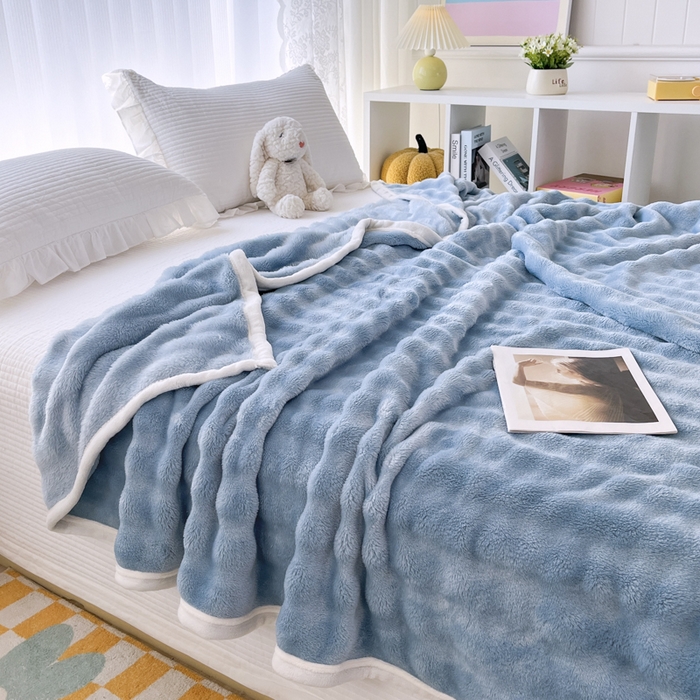 91家纺网 家纺一手货源 找家纺 （总）莱凯家纺 2025新款牛奶绒泡泡毯子盖毯毛毯-可跨境