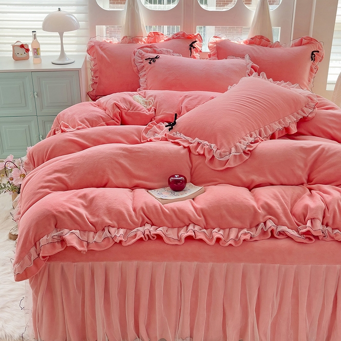 91家纺网 家纺一手货源 找家纺 （总）言熙居家纺 2025新款仙气网纱蕾丝花边蝴蝶结牛奶绒四件套